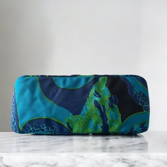 RARE Gucci Vintage Blue & Green Abstract Print Cosmetic Pouch - Picture 6 of 10